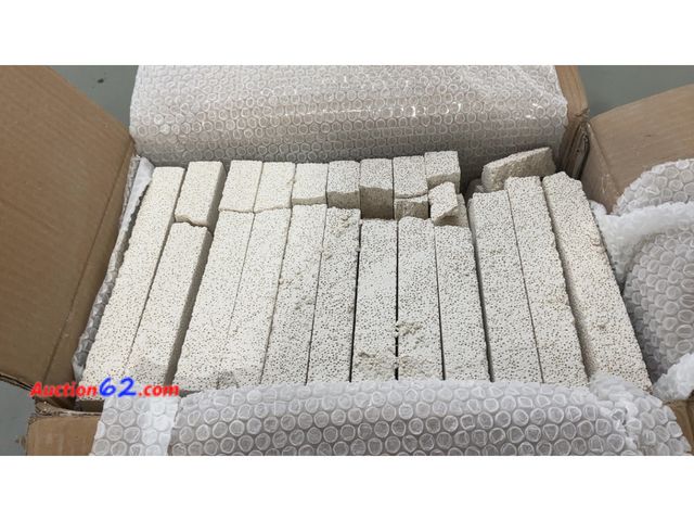 Lot 44-1505o - Fire Bricks Replacement for Woodstoves and Fireplaces (broken pieces see all photos)  E-Commerce Return, A basic inspection has been given t...
