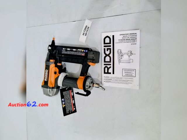 Lot 44-7204e - RIDGID 18-gauge 2⅛" Brad Nailer with clean drive technology  Appears New, A basic inspection has been given to this item. Sold AS-IS.