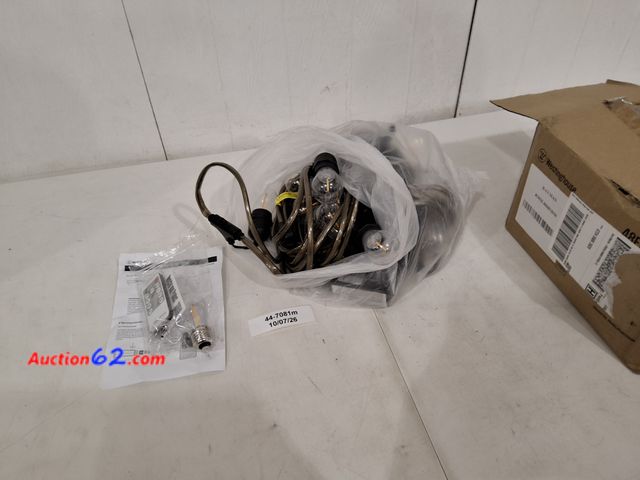 Lot 44-7081m - Westinghouse 48 ft outdoor string lights E-Commerce Return, A basic inspection has been given to this item. Sold AS-IS.