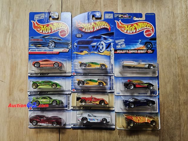 Lot 44-8351q - TWELVE (12) REALLY, REALLY NICE VINTAGE HOT WHEELS CARS! SOME ARE OVER 30 YEARS OLD! 1991 FLASHFIRE, 1994 SPLITTIN' IMAGE II, 1996 FIRST EDI...
