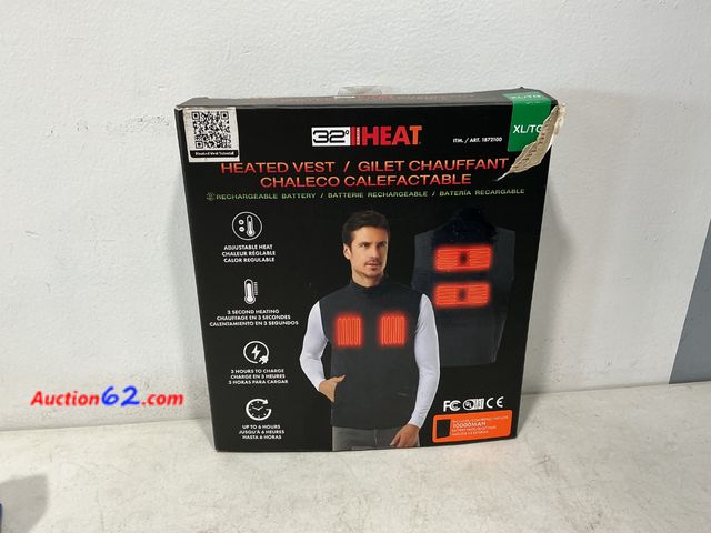 Lot 44-849 - 32 Degrees Heat Heated Vest XL/TG Rechargeable Battery See All Photo's Not Tested E-Commerce Return, A basic inspection has been given to th...