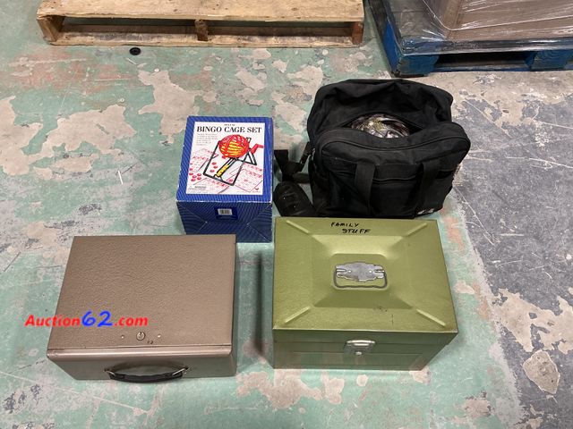 Lot 44-838f - Mix lot of Miscellaneous items E-Commerce Return, A basic inspection has been given to this item. Sold AS-IS. See All Photo's Not Tested