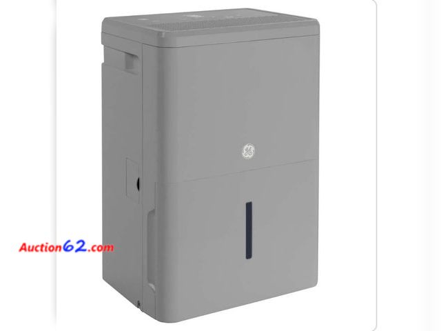 Lot 44-7003g - GE 50-pints Dehumidifier with built-in pump for basement, garage or wet rooms up to 4500 sq.ft. in gray ENERGYSTAR, retail $299.00 Appears N...