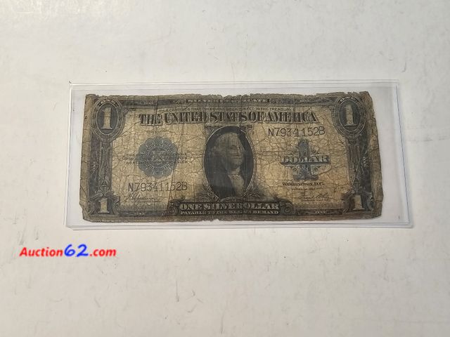 Lot 44-8366g - 1923 LARGE SIZE SILVER CERTIFICATE. CIRCULATED. FROM BACK IN THE GOOD OLD DAYS WHEN OUR MONEY WENT INTO LARGER SIZED WALLETS. ALSO WHEN THEY...