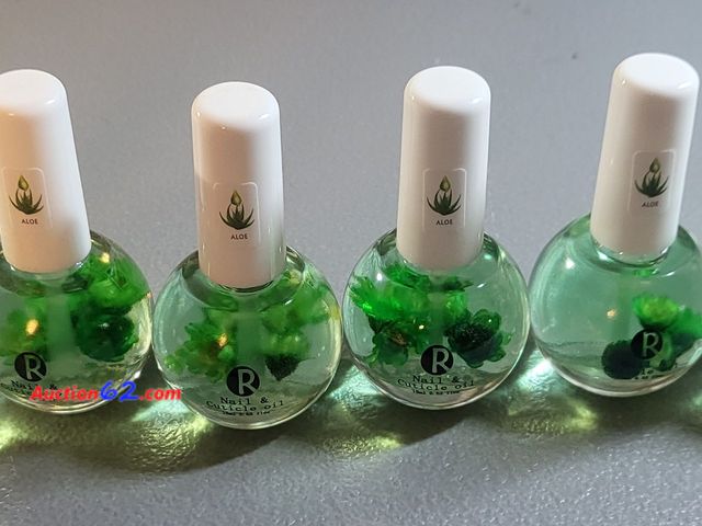 Lot 44-3039f - Lot of 6 Bottles - NEW - Aloe Cuticle and Nail Oil - See Pictures - Never opened, Factory Sealed