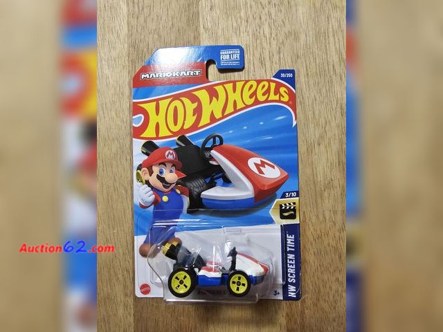 Lot 44-8312j - MARIO KART HOT WHEELS CAR.-T Never opened, Factory Sealed