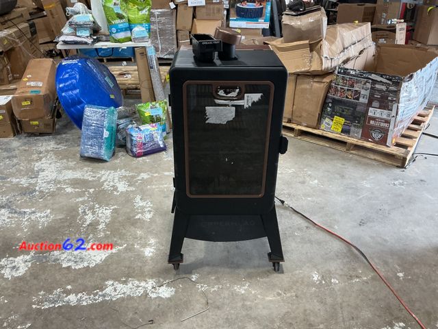 Lot 44-1128p - Lot of (1) Pit Boss Smoker E-Commerce Return, A basic inspection has been given to this item. Sold AS-IS. Used See All Photo's Powers on, no...