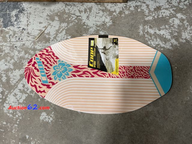 Lot 44-1545w - Coop Hydro Super Skim Board, Palm Floral Design Appears New, A basic inspection has been given to this item. Sold AS-IS. See All Photo's Not...