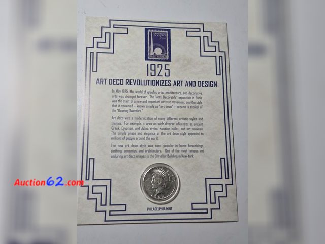 Lot 44-8331j - 1925 LIBERTY HEAD 90% SILVER PEACE DOLLAR AND 1939 NEW YORK WORLD'S FAIR 3¢ STAMP IN A COLLECTOR'S PANEL.-NT