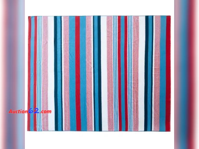 Lot 44-244g - Assorted Designs Beach Towel for Two E-Commerce Return, A basic inspection has been given to this item. Sold AS-IS.