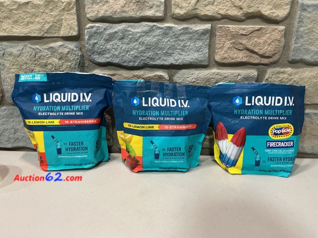 Lot 44-1520b - Liquid I.V. Hydration Multiplier Variety Pack, Electrolyte Drink Mix See All Photo's Not Tested E-Commerce Return, A basic inspection has be...