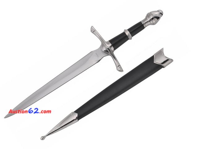 Lot 44-1541p - Wuu Jau Co H-5921 Medieval Dagger with Black Scabbard, 14" Appears New with box damage