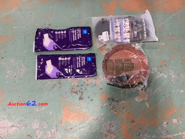 Lot 44-933p - Medline Assorted Health &amp; Home Bundle - Skinfold Dry Sheets, Back Support, Plant Pot Saucer E-Commerce Return, A basic inspection has be...