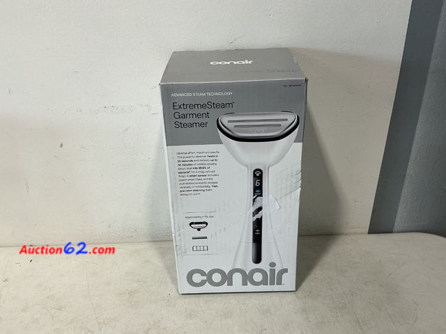 Lot 44-966 - Conair ExtremeSteam Handheld Garment Steamer See All Photo's Not Tested E-Commerce Return, A basic inspection has been given to this item. S...