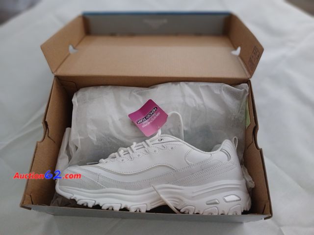 Lot 44-3625m - New in box Women's Skechers D'Lites. Air cooled memory foam tennis shoes.  Size 10 wide.  See all photos. Appears New, A basic inspection ha...