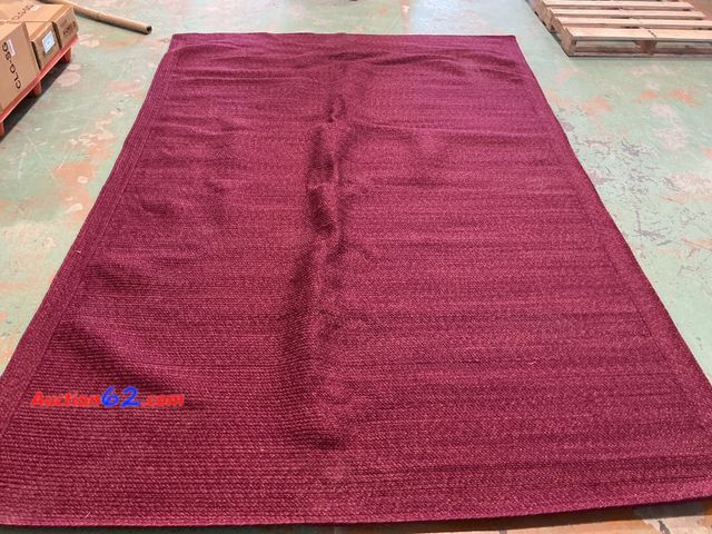 Lot 44-1309m - Burgundy Area Rug Not Tested See All Photo's E-Commerce Return, A basic inspection has been given to this item. Sold AS-IS. Dirty