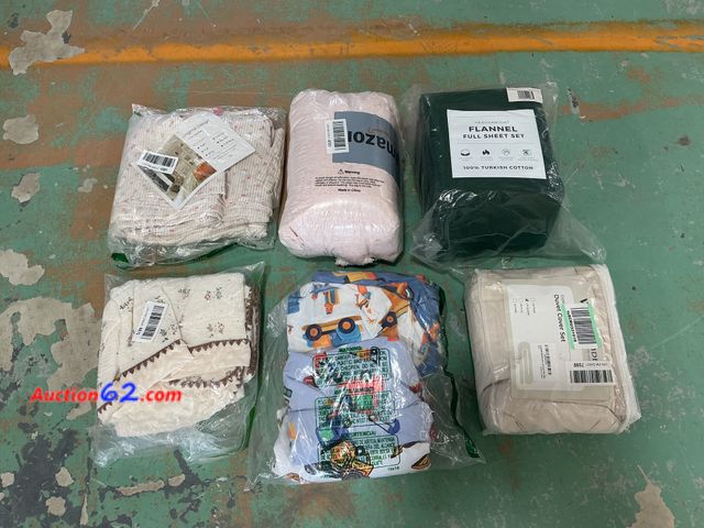 Lot 44-690g - Mix lot of Miscellaneous items  E-Commerce Return, A basic inspection has been given to this item. Sold AS-IS. See All Photo's Not Tested