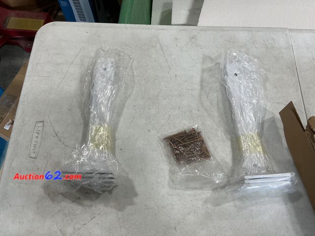 Lot 44-1139o - 6 Pack 10 inch White Brackets Shelf Support See All Photo's Not Tested Appears New, A basic inspection has been given to this item. Sold AS-...