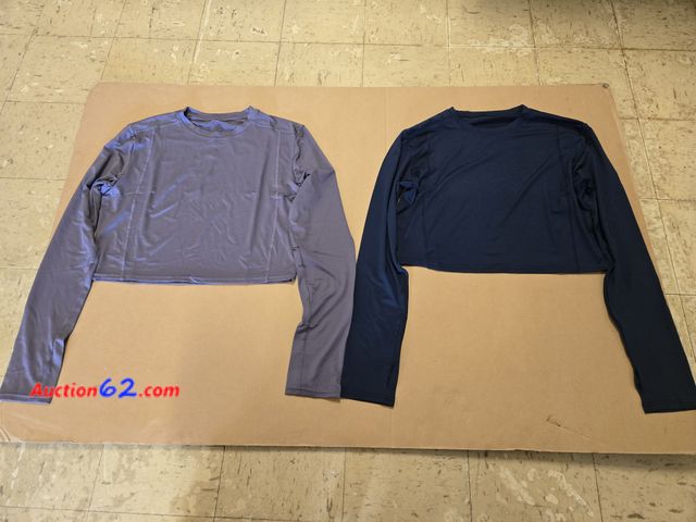 Lot 44-6525w - Size XXL HIBETY 2 Pack Women's Crop Top Long Sleeve Athletic Workout Yoga Shirts Cropped Sweatshirts with Thumb Hole(Dark Blue/Purple) Appea...