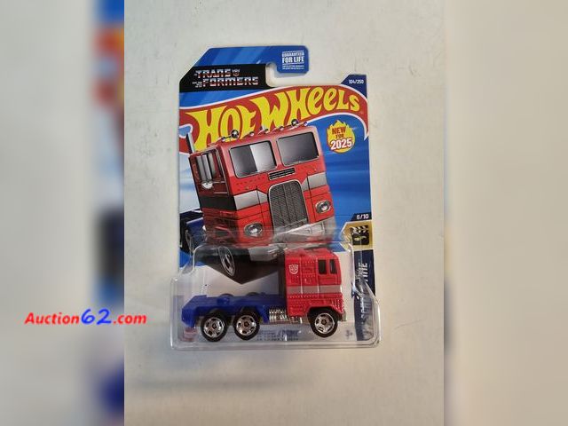 Lot 44-8394u - 2025 OPTIMUS PRIME HOT WHEELS SEMI.-T Never opened, Factory Sealed