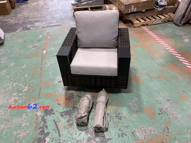 Lot 44-938p - Lot of (1) Outdoor Patio 360 Spin Chair- Pre Assembled  E-Commerce Return, A basic inspection has been given to this item. Sold AS-IS. See A...