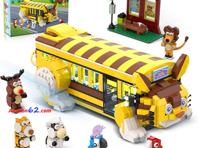 Lot 44-9059i - HOGOKIDS Cat School Bus Kit with Light - 1268-Piece Appears New, A basic inspection has been given to this item. Sold AS-IS.