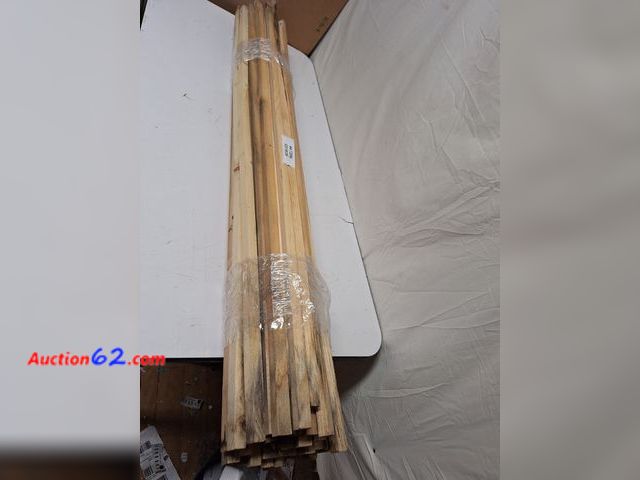 Lot 44-7206j - Lot of (38) Panacea 4ft. Wood stakes E-Commerce Return, A basic inspection has been given to this item. Sold AS-IS.