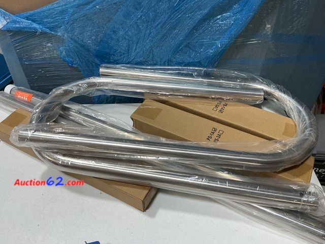 Lot 44-195a - $150 Retail price - VEVO Pool Ladder U06C-4-42 See All Photo's E-Commerce Return, A basic inspection has been given to this item. Sold AS-IS...