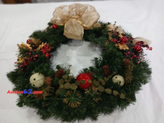 Lot 44-2112w - New wreath, measures approximately 23" x 21".  See photos. Appears New, A basic inspection has been given to this item. Sold AS-IS. See All ...