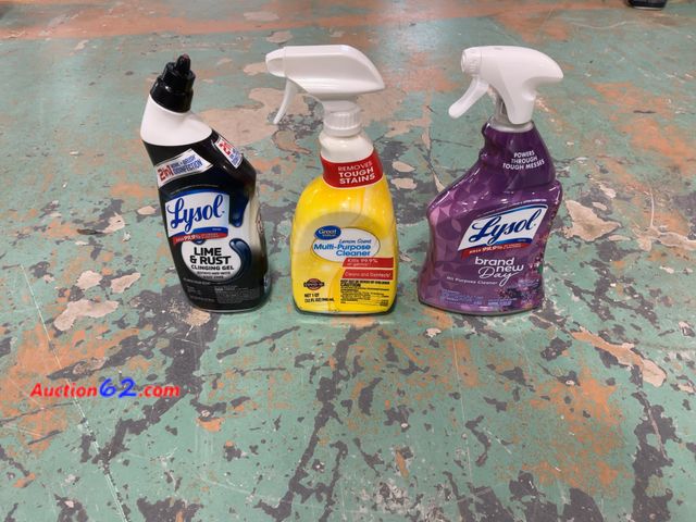 Lot 44-903p - Lysol &amp; Great Value Assorted Household Cleaning Products - Multi-Purpose, Toilet Bowl, Lime &amp; Rust Removal Bundle E-Commerce Return,...