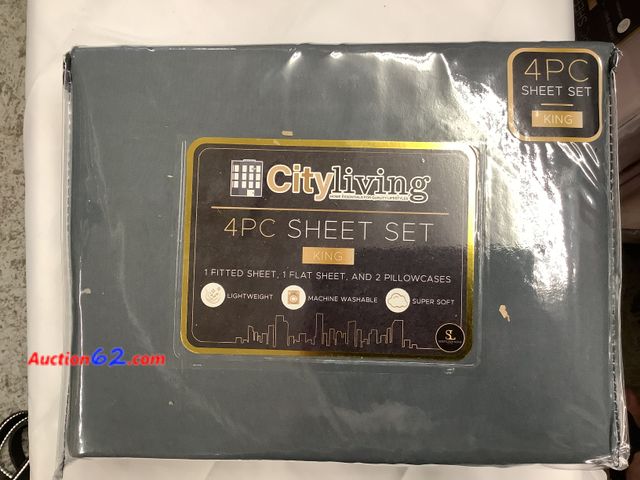 Lot 44-6108q - City living 4 pc king size sheet set fitted flat 2 pillow cases. Light weight super soft.New. See All Photo's Not Tested Never opened, Fact....