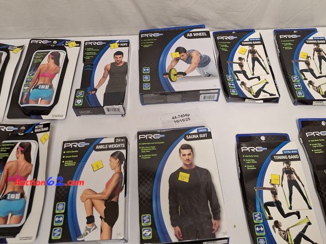 Lot 44-7404p - Lot of miscellaneous exercise items  E-Commerce Return, A basic inspection has been given to this item. Sold AS-IS.