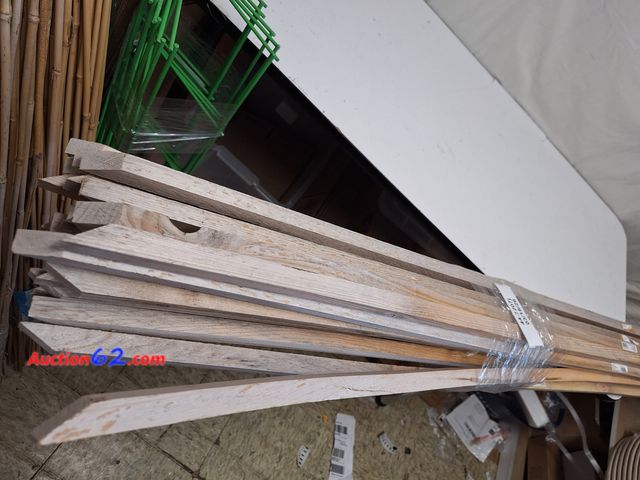 Lot 44-7207j - Lot of (25) Panacea 6ft. Wood stakes  E-Commerce Return, A basic inspection has been given to this item. Sold AS-IS.