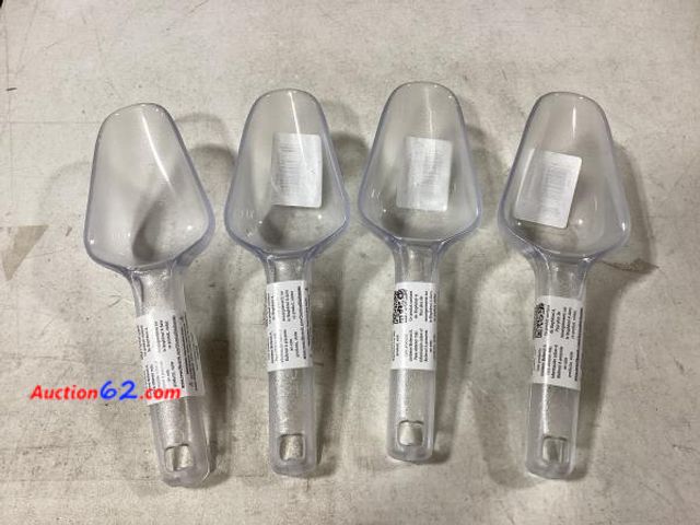 Lot 44-189b - Lot of (4) Rubbermaid Commercial Products Plastic Utility Ice Scooper, 6-ounce, Clear, Dishwasher Safe Kitchen Scoop for Weddings/Bar/Ice Bu...