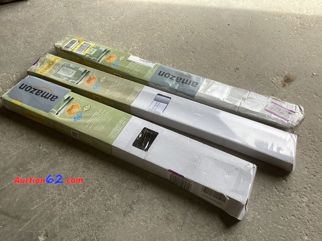 Lot 44-294p - GII Cordless Blinds- Unknown Condition  E-Commerce Return, A basic inspection has been given to this item. Sold AS-IS.