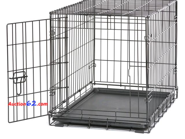 Lot 44-7063m - Vibrant life foldable 30" metal dog training crate with divider panel and leak-proof tray Appears New, A basic inspection has been given to ...