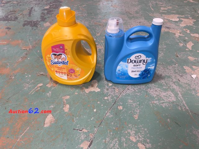 Lot 44-906p - Downy and Suavitel Fabric Softener Bundle - Complete Care, Softening, Freshness - Blue &amp; Yellow E-Commerce Return, A basic inspection ha...
