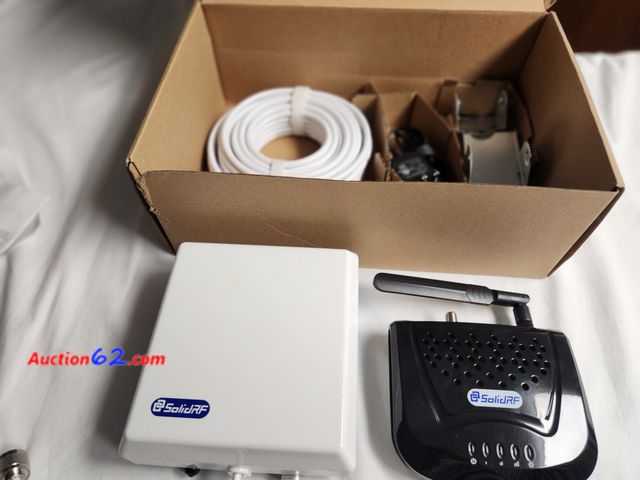 Lot 44-2030i - 1 new SolidRF SOHO Tri Band Cell Phone Signal Booster for GSM, GPRS, CDMA 3G and AT&amp;T 4G LTE Manual. 700 MHz (band 12/17) 850 MHz/1900 M...