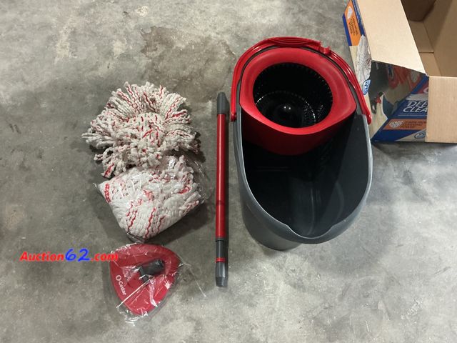 Lot 44-137i - O-Cedar NEW Easy Wring Spin Mop &amp; Bucket – Deep Clean with Microfiber Efficiency E-Commerce Return, A basic inspection has been given to...