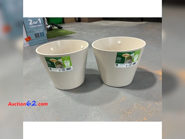 Lot 44-631i - Lot of (2)  Scheurich Purista 11.8 in. (30cm) Avorio Cream Resin Pot E-Commerce Return, A basic inspection has been given to this item. Sold...