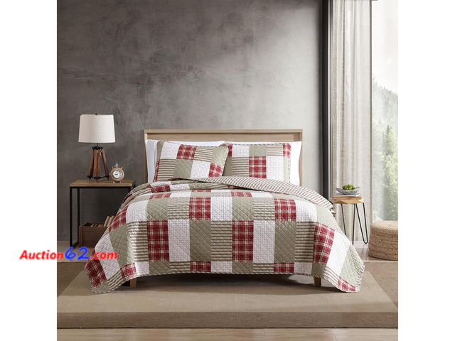 Lot 44-5553w - Eddie Bauer - Quilt Set, Reversible Cotton Bedding with Matching Shams, Luxurious Bedding Set (Camino Island Red, Queen). Appears New, A bas...
