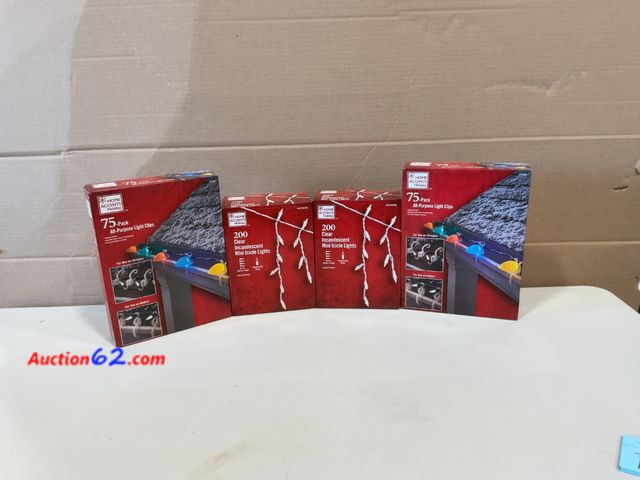 Lot 44-1511t - Home Accents Holiday All-Purpose Light Clips and Incandescent Mini Icicle Lights Appears New, A basic inspection has been given to this item...