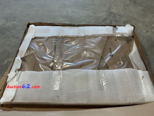 Lot 44-4100a - Nuanchu 4 Set Arch MDF Wall Molding Kit Appears New, A basic inspection has been given to this item. Sold AS-IS.