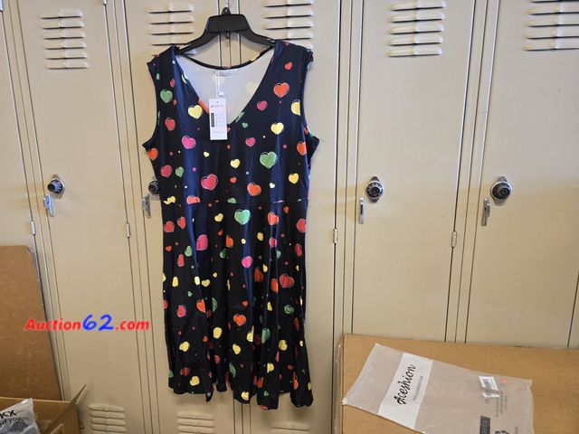 Lot 44-6771b - Size XL Women Casual Sleeveless Sexy Deep V Neck Dress Tank Dress Appears New