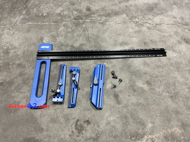 Lot 44-124j - Kreg Accu-Cut XL Rip Cut Track Saw Guide System E-Commerce Return, A basic inspection has been given to this item. Sold AS-IS.