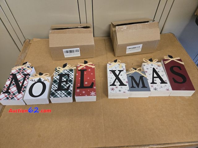 Lot 44-6577t - Lot of 2 4pc Wooden Christmas Signs, Xmas and Noel Appears New, A basic inspection has been given to this item. Sold AS-IS.