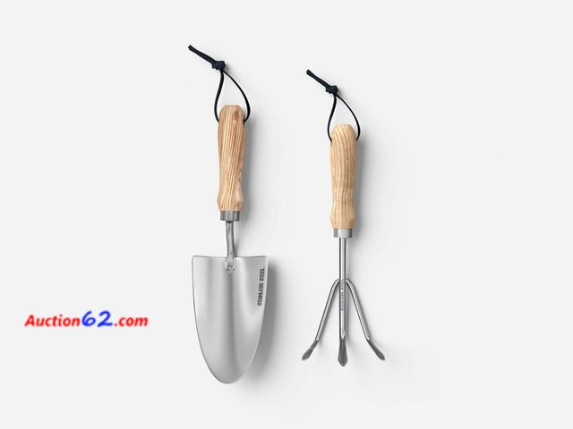 Lot 44-2665f - Dig and Cultivate Garden Tool Set - Threshold™ Appears New, A basic inspection has been given to this item. Sold AS-IS. Not Tested See All P...
