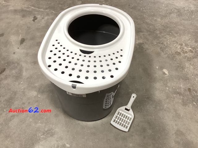 Lot 44-286g - Top Entry Cat Litter Pan with Perforated Lid Appears New, A basic inspection has been given to this item. Sold AS-IS.