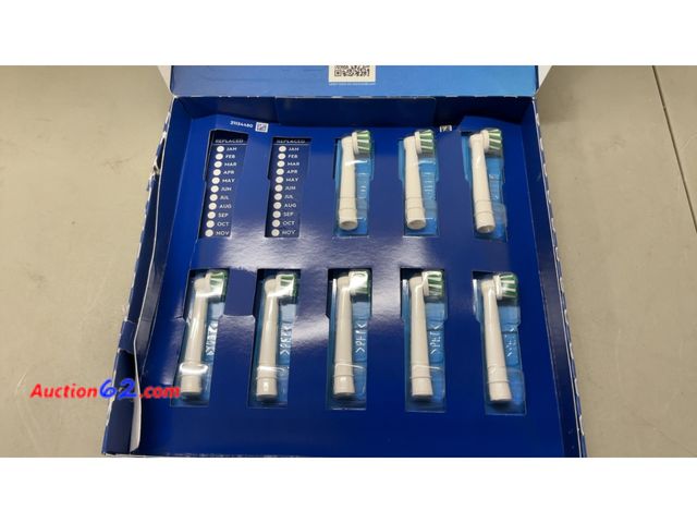 Lot 44-1720j - Oral-B CrossAction Replacement Brush Heads 10-Pack Not Tested See All Photo's Appears New, A basic inspection has been given to this item. S...