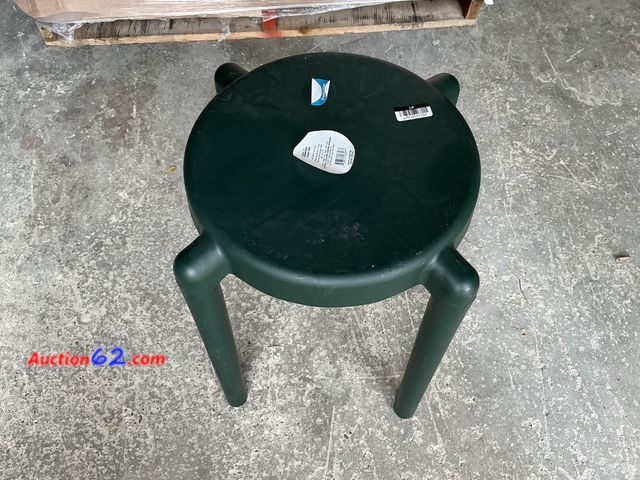 Lot 44-180 - Little Giant Plastic Step Stool See All Photo's E-Commerce Return, A basic inspection has been given to this item. Sold AS-IS.